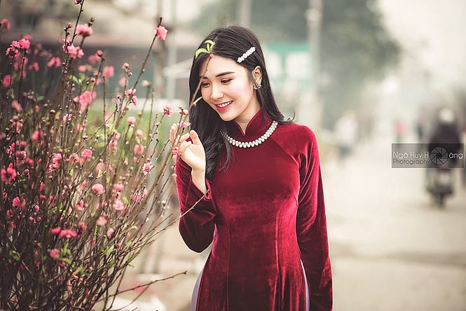 Thanh Bi tung ảnh áo dài xinh đẹp đón Tết-1
