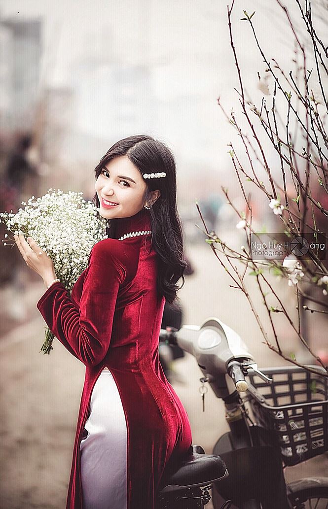 Thanh Bi tung ảnh áo dài xinh đẹp đón Tết-3