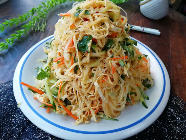 Mâm cỗ ngày Tết không thể thiếu món nộm, vừa giải ngán lại còn giúp giữ dáng đẹp da-1