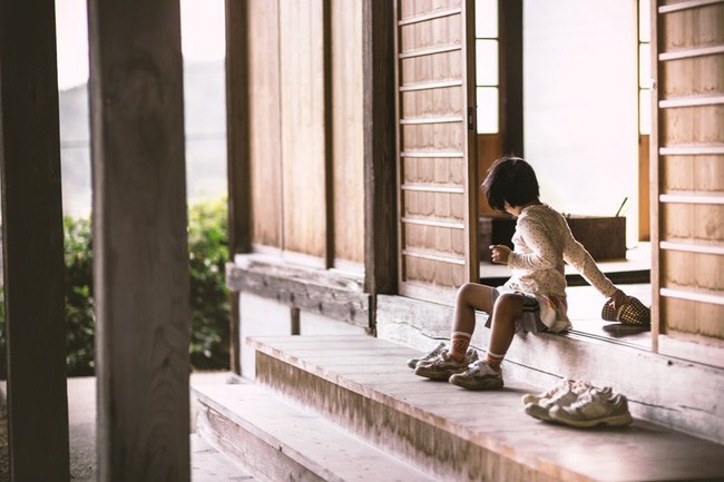 Lãnh tiền thưởng Tết liền về đưa vợ, con trai nói vài câu khiến người đàn ông thức tỉnh, chẳng ngờ đã sống quá sai-2