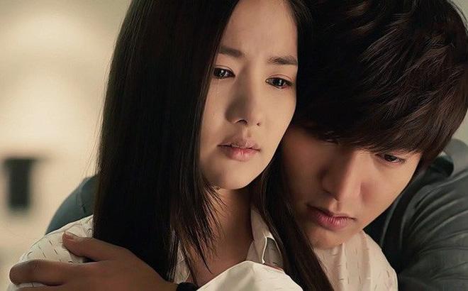 Chồng sắp cưới bỗng dưng xa cách cô bạn thân, tôi quỵ ngã khi nghe anh giải thích-1