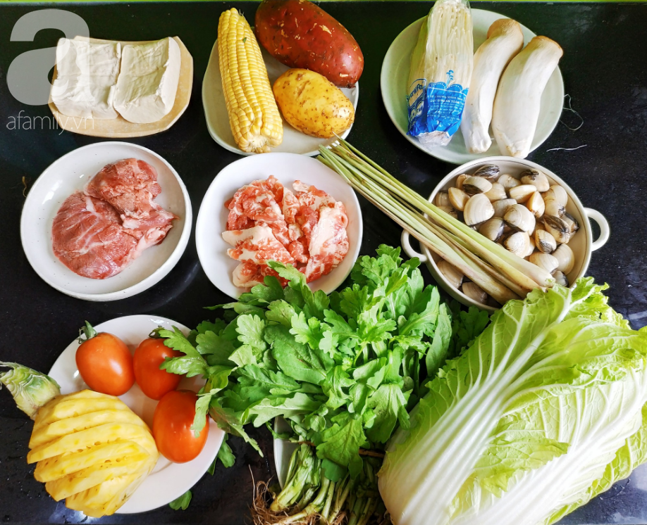 Vợ chồng trẻ Hà Nội ăn tất niên quá ngon với nồi lẩu chỉ hơn 100k-1