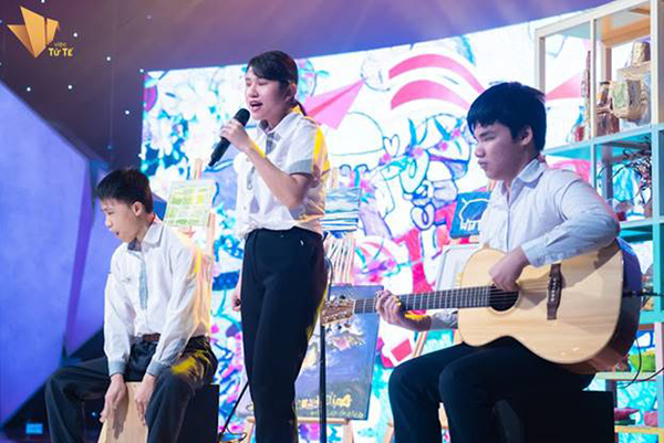 Việc tử tế và những ánh sáng diệu kỳ-4