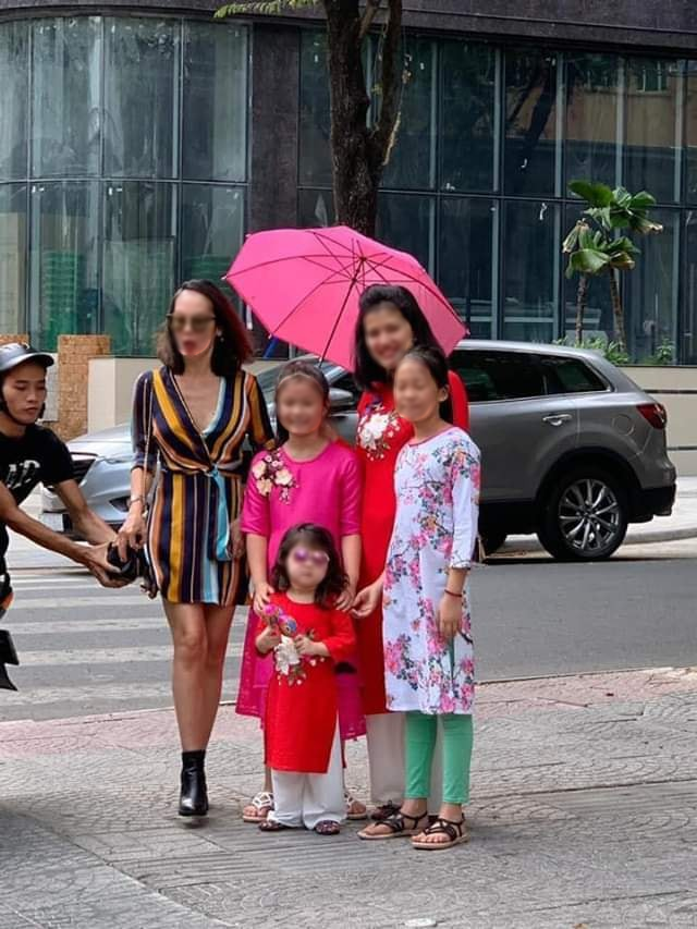 Khoảnh khắc vàng”: Thanh niên đang thò tay giật túi xách ở trung tâm Sài Gòn thì lọt trọn vào khung hình-2