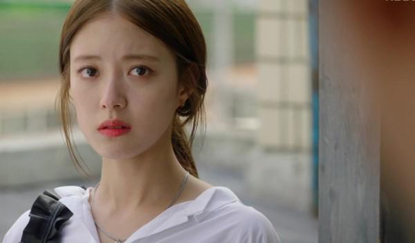 Tưởng sướng lấy được chồng giàu già như bố, không ngờ phải dấm dúi tiền biếu Tết ngoại-2