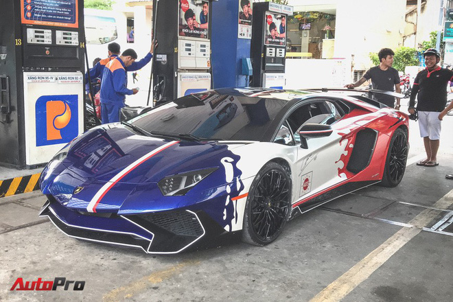 Hai đại gia tuổi Hợi chơi siêu xe khét tiếng nhất tại Việt Nam-7