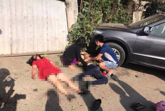 Tai nạn thảm khốc xe khách tông ô tô 7 chỗ, 3 người đi chúc Tết tử vong-1