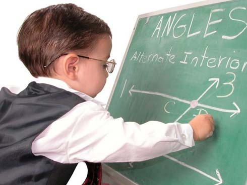 Con có lười và hay trốn việc đến mấy, các mẹ hãy cứ áp dụng ngay 3 phương pháp này là con lại chăm ngay-4