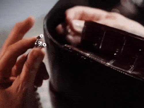 Cách làm ra những đôi giày có giá nghìn đô của Louis Vuitton-1