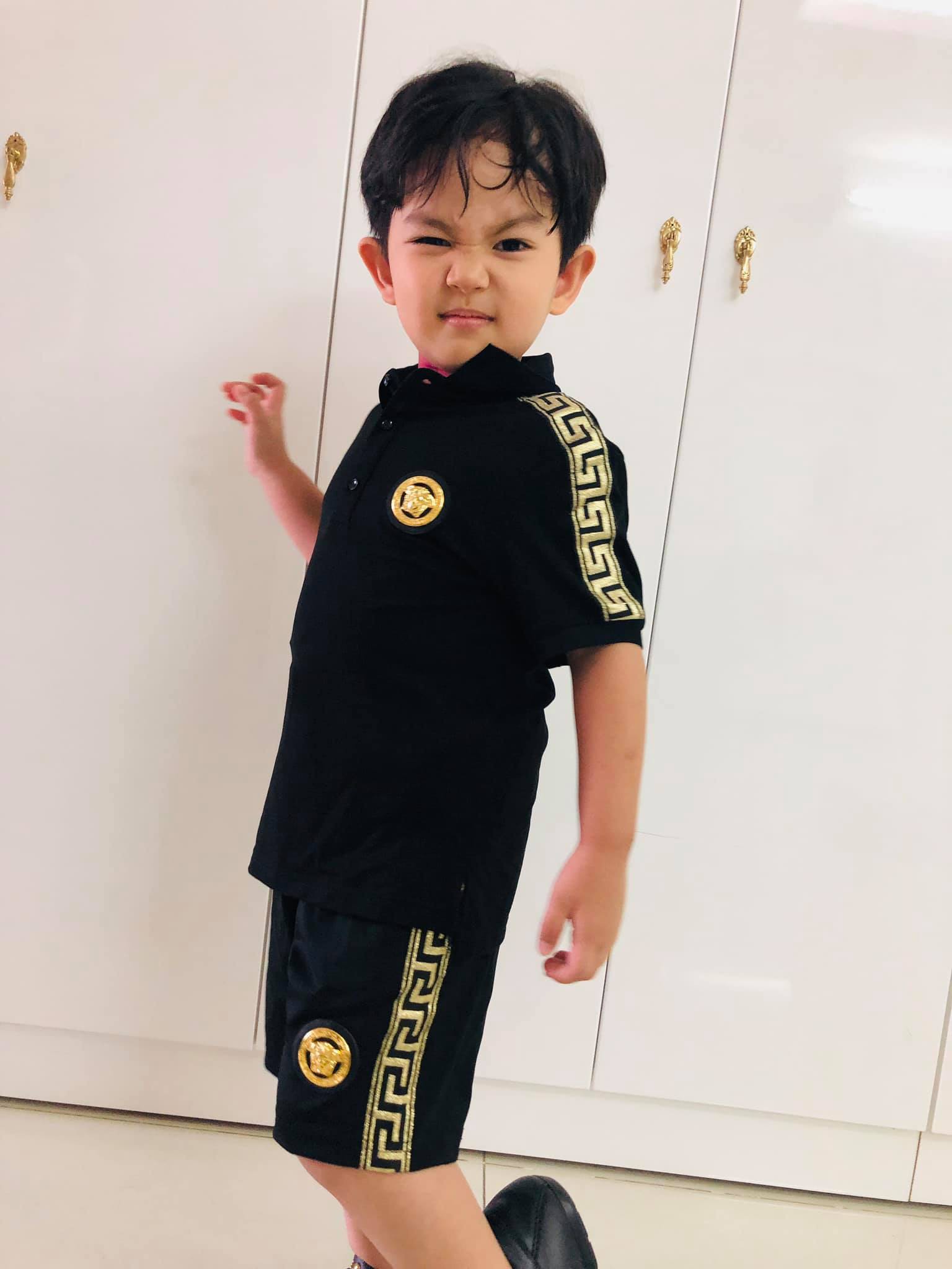Mới hơn 3 tuổi nhưng Kubi nhà Khánh Thi đã sở hữu loạt đồ hiệu trị giá hàng trăm triệu-7