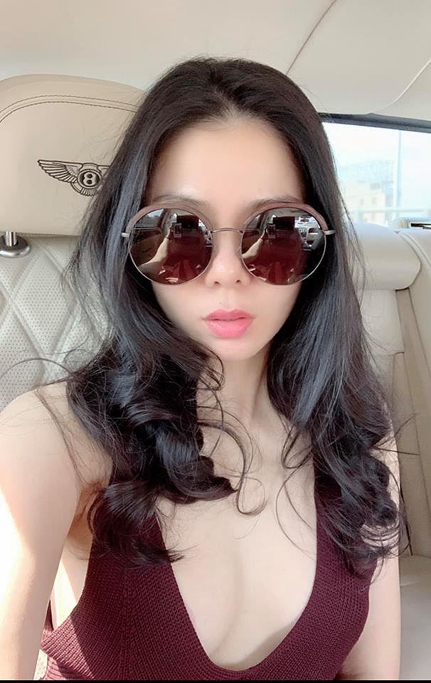 Lệ Quyên sexy hết cỡ với bikini-5