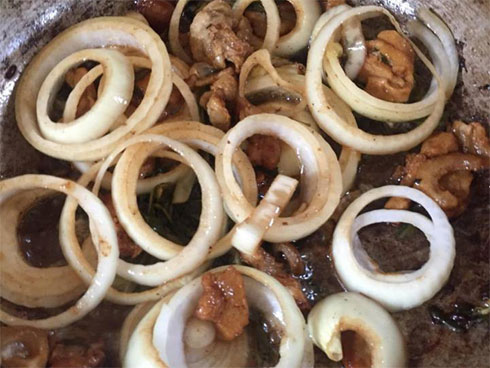 Chuyến xe chở cả quê hương quay lại thành phố sau Tết khiến nhiều người bật cười-6