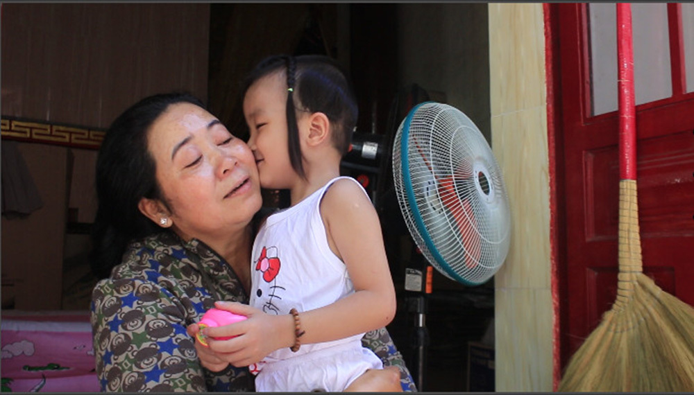 Cuộc gọi từ nhà chùa khiến cuộc đời chị giúp việc đổi thay-3