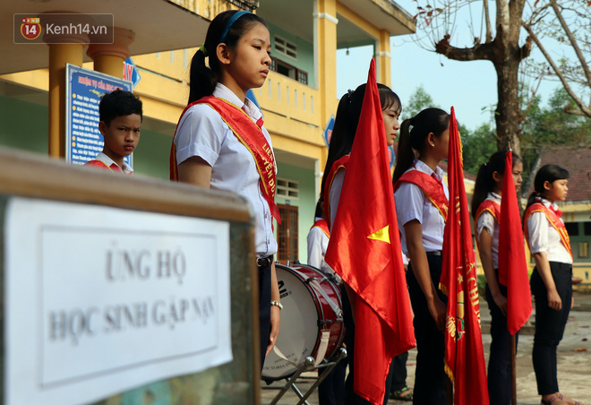 Buổi chào cờ đầu năm mới chìm trong nước mắt ở ngôi trường có 6 học sinh đuối nước thương tâm-2