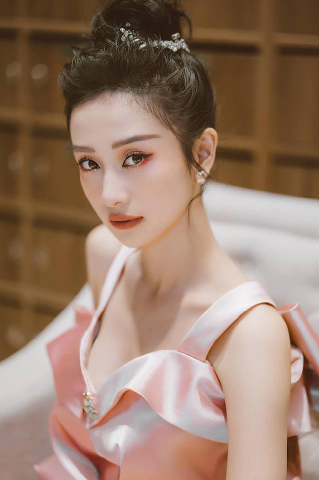 Hot girl tuổi Hợi mệnh danh ngọc nữ hút hàng triệu fan-1