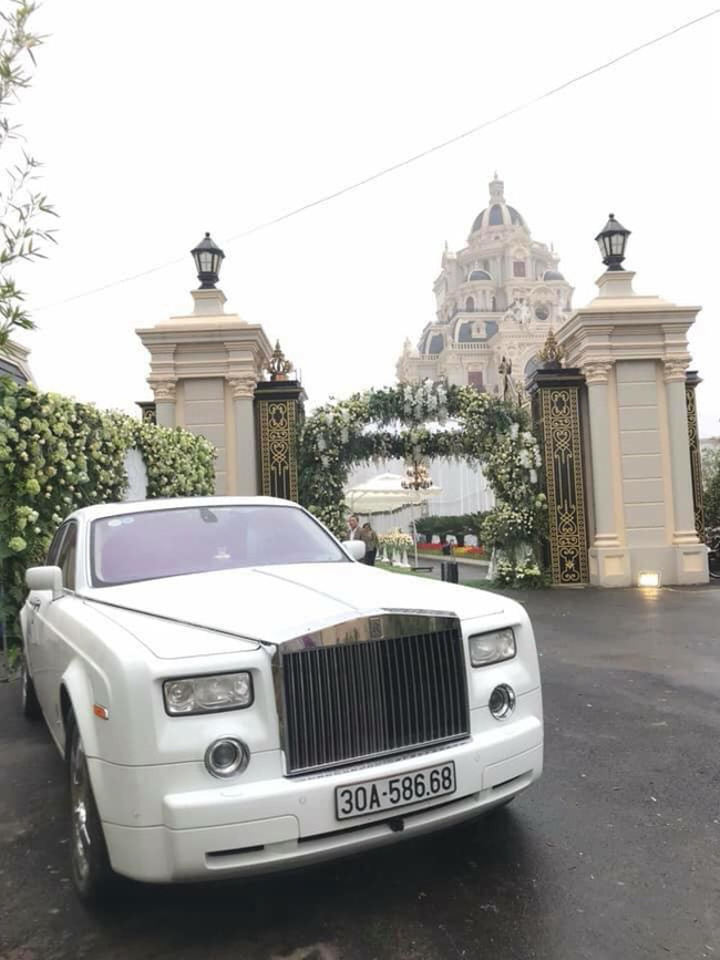 Rò rỉ hình ảnh xa hoa bên trong lâu đài 7 tầng của gia đình cô dâu xinh đẹp nổi tiếng Nam Định-4