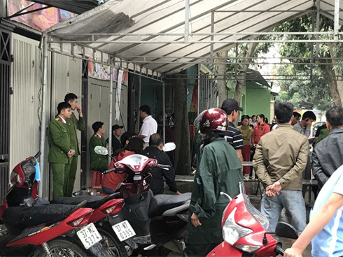 Phó phòng ngân hàng đâm chết bố đẻ: Em gái bị chém đã bị sảy thai-3