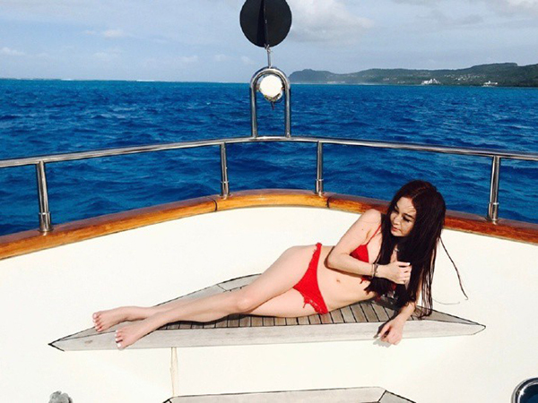 Phan Kim Liên Ôn Bích Hà diện bikini nóng bỏng ở tuổi 52-2