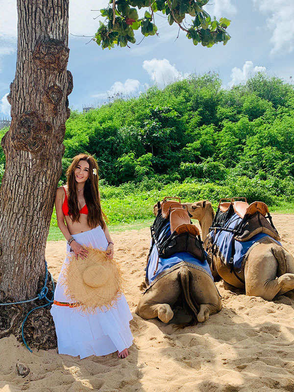 Phan Kim Liên Ôn Bích Hà diện bikini nóng bỏng ở tuổi 52-3