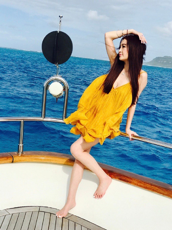 Phan Kim Liên Ôn Bích Hà diện bikini nóng bỏng ở tuổi 52-7