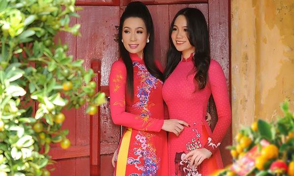 Bất ngờ con gái 16 tuổi xinh như hoa khôi của á hậu Trịnh Kim Chi-1