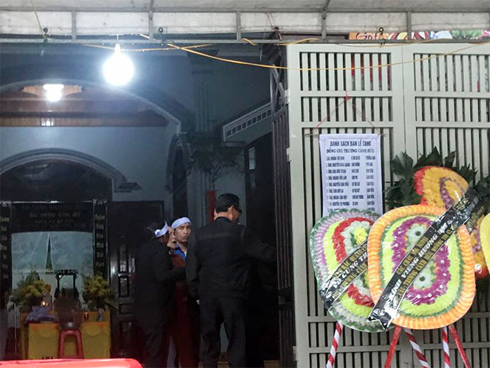 Vụ phó phòng ngân hàng chém bố tử vong, mẹ và em gái nguy kịch: Sức khỏe hiện tại của 2 nạn nhân ra sao?-3