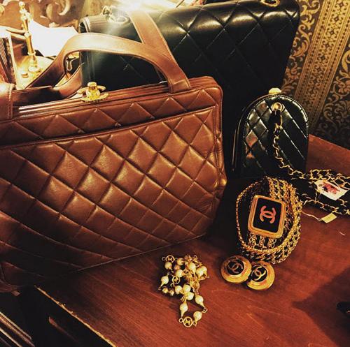 Mới đầu năm mới, Minh Tú háo hức nhặt đồ sida trong chuyến đi Thái Lan-6