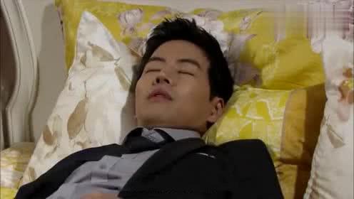 Mang vợ đi họp lớp cùng, câu nói của chồng trong cơn say khiến tất cả choáng váng-1