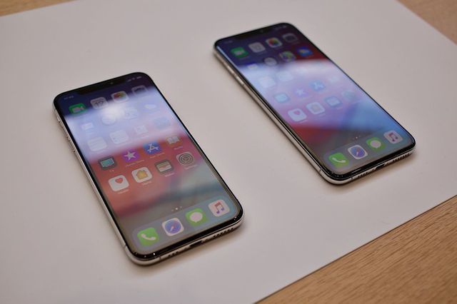 iPhone X series vẫn ế ẩm”, giảm giá rồi tặng quà để kích cầu-2
