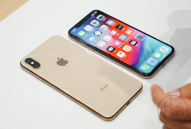 iPhone X series vẫn ế ẩm”, giảm giá rồi tặng quà để kích cầu-1