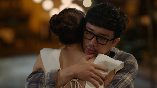 Phim trăm tỷ mùa Tết - Cua lại vợ bầu và Siêu sao siêu ngố có thực sự là tuyệt phẩm của điện ảnh Việt?-19