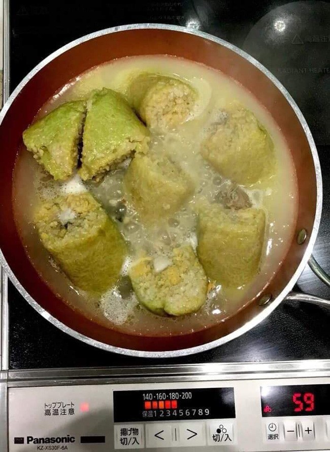 Rán bánh chưng bằng... nước lọc, cô nàng bị mẹ mắng xơi xơi nhưng kết quả lại thành công ngoài tưởng tượng-2