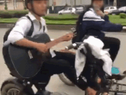 Thi đấu xa nhà, Công Phượng chẳng quan tâm ai ngoài ngày nhớ đêm thương chàng trai này của tuyển Việt Nam-1