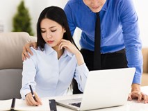Ngày đầu đi làm, đồng nghiệp được lì xì 100 nghìn đồng, còn tôi được phong bao 2 triệu đồng, lý do rất đắng lòng! Ngày đầu đi làm, đồng nghiệp được lì xì 100 nghìn đồng, còn tôi được phong bao 2 triệu đồng, lý do rất đắng lòng!