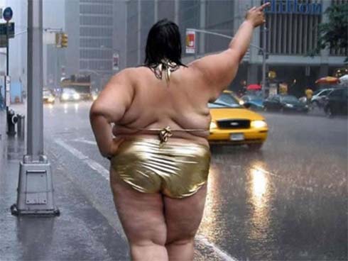 Thiết kế giường ngủ nằm cho mát nhưng nhìn chẳng khác gì lăng mộ, chủ trọ khiến khách thuê chạy dài không dám quay lại-3