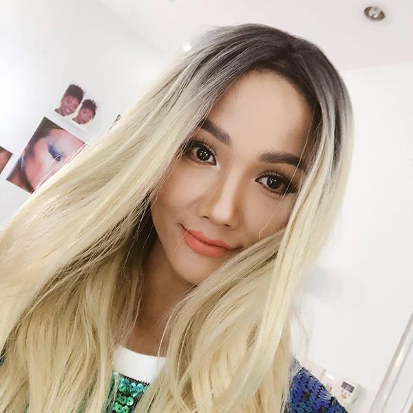 Gì không cần biết, tủ đồ make-up năm nay mà vắng màu son này thì thật quê hết sức-3