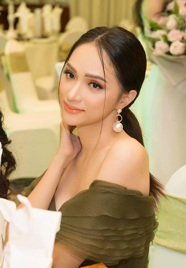 Gì không cần biết, tủ đồ make-up năm nay mà vắng màu son này thì thật quê hết sức-4