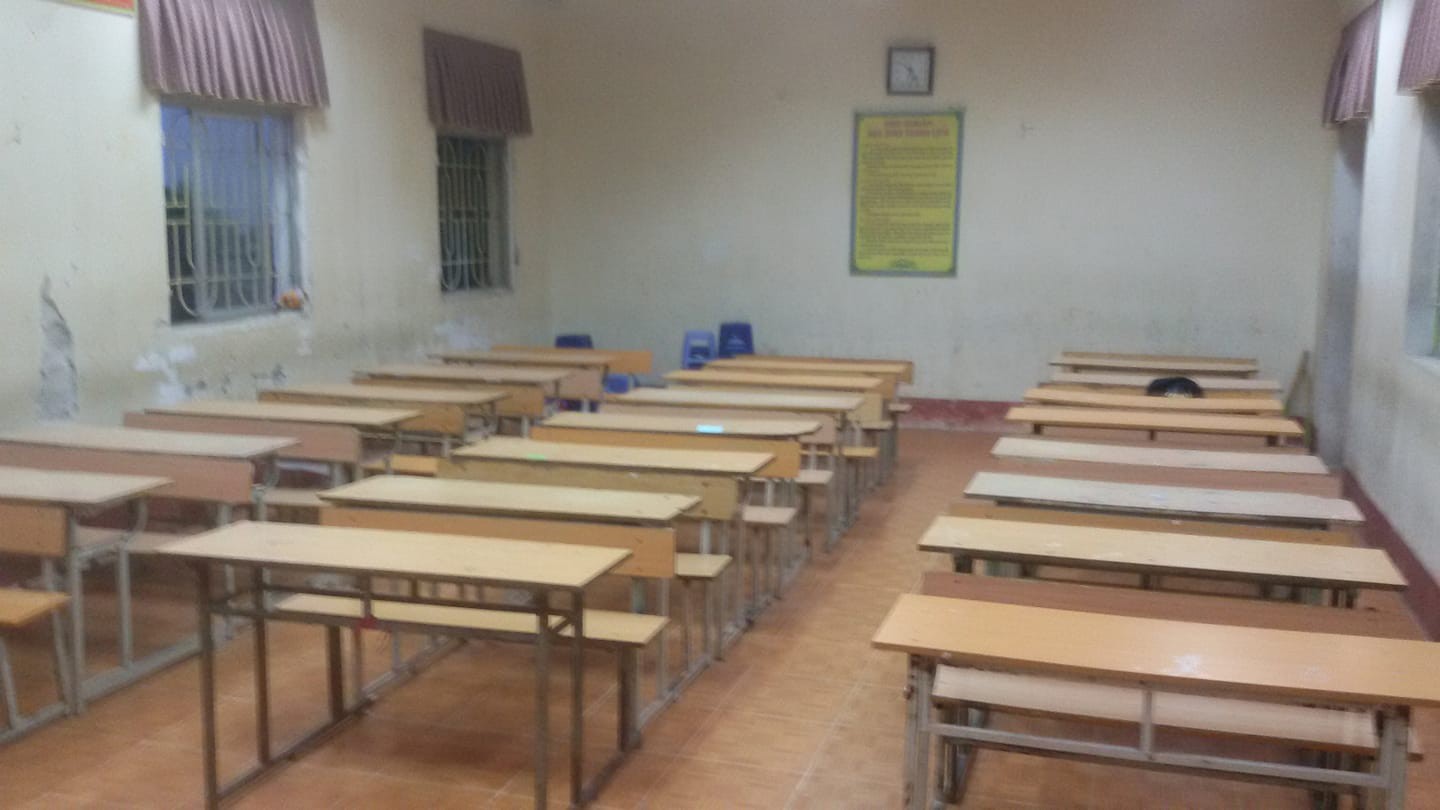 Loạt ảnh lớp học vắng như chùa bà Đanh vì sinh viên vẫn còn bận đắm chìm trong dư vị Tết-6