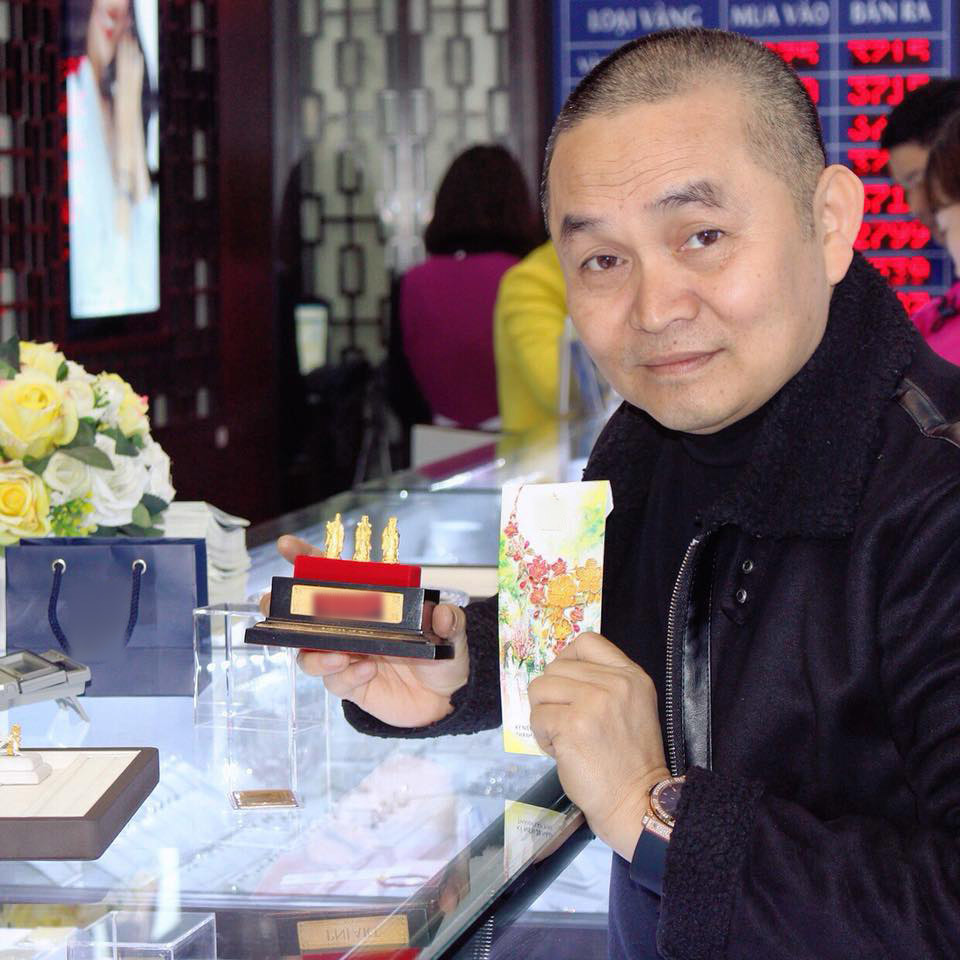 Nhà phố cổ hoành tráng cùng khối tài sản đáng mơ ước của Xuân Hinh-18