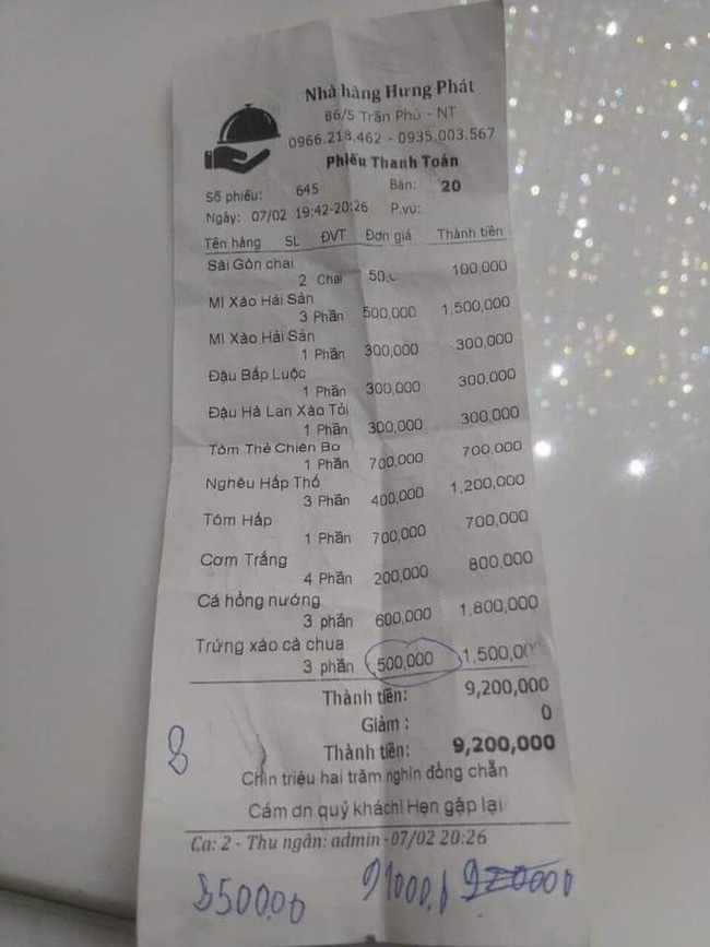 Công an vào cuộc vụ nghi chặt chém trứng xào cà chua giá 500 nghìn đồng/phần-1