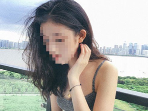 Đầu năm đi làm đã gặp ngay người yêu cũ 