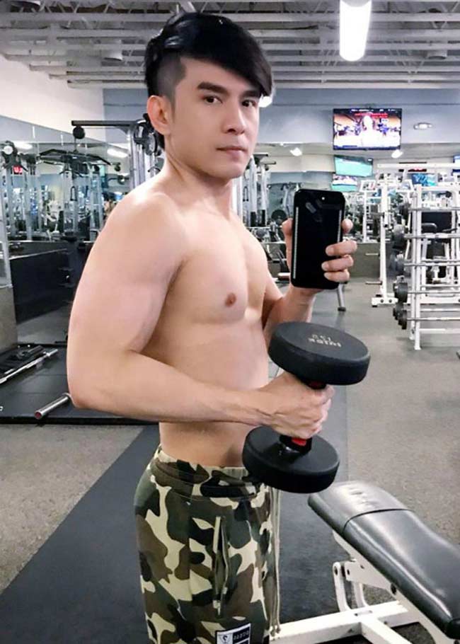 Điểm mặt các nam thần cơ bắp làng nhạc vàng U40, U50 vẫn khiến chị em mê mệt-2