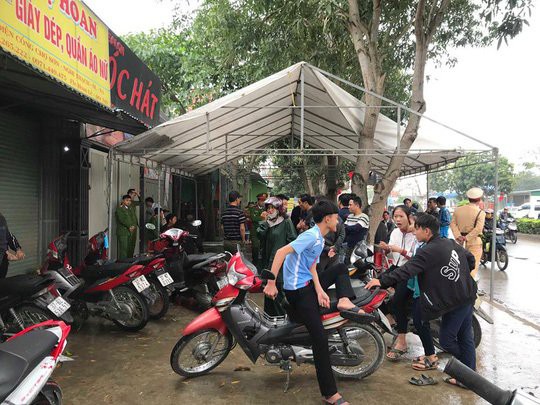Vụ phó phòng ngân hàng chém bố tử vong, mẹ và em gái nguy kịch: Sức khỏe hiện tại của 2 nạn nhân ra sao?-2