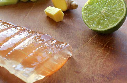 Ăn Tết xong mụn mọc như nở hoa trên mặt, hãy áp dụng ngay cách này-1