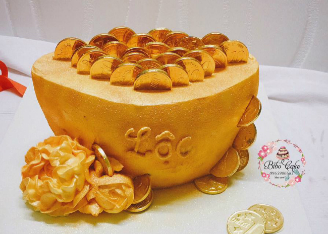 Phát sốt với bánh vàng” ngày Thần Tài, 2 ngày bán hơn 6000 chiếc-11