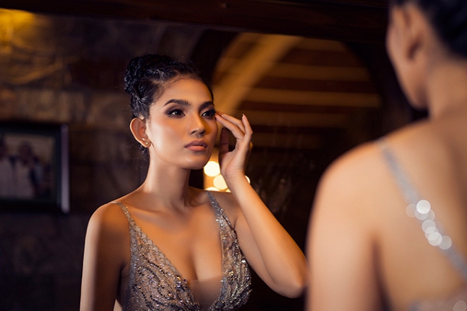 Á hậu Trương Thị May quyền quý, đài các với loạt đầm dạ hội-1