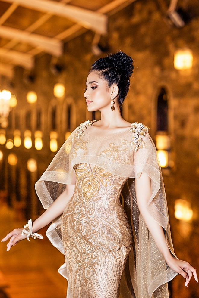 Á hậu Trương Thị May quyền quý, đài các với loạt đầm dạ hội-3