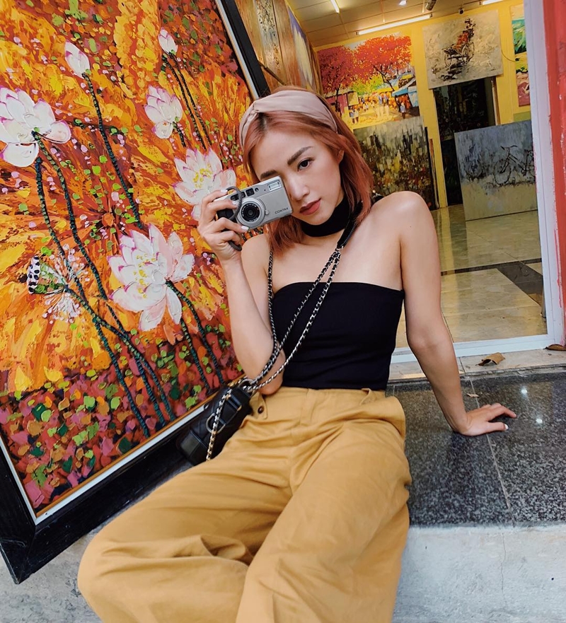 STREET STYLE GIỚI TRẺ SAU TẾT: Gia đình Hoa dâm bụt diện đồ ngủ ra phố vẫn cực kì chất-4