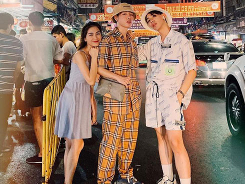 Khoe street style mà Thúy Vi ăn mặc mát mẻ như đi biển, Đức Phúc trưng đồ hiệu mà như diện túi nilon đựng rác-10
