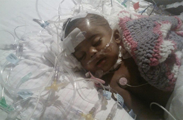 Người mẹ bật khóc khi nghe nhịp tim của con trai đã mất-2